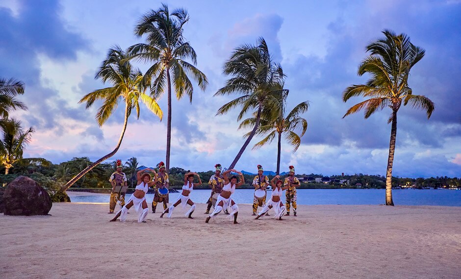 Sega music and dancers at the Four Seasons Mauritius at Anahita