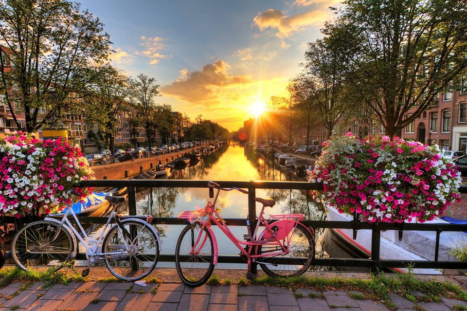 Fly to Amsterdam with Air Mauritius and KLM