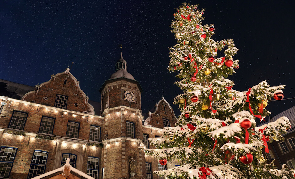 Dusseldorf hosts beautiful Christmas markets